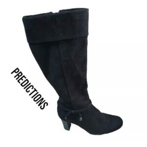 Prediction sz 7 knee high boots. EUC. Side zipper.